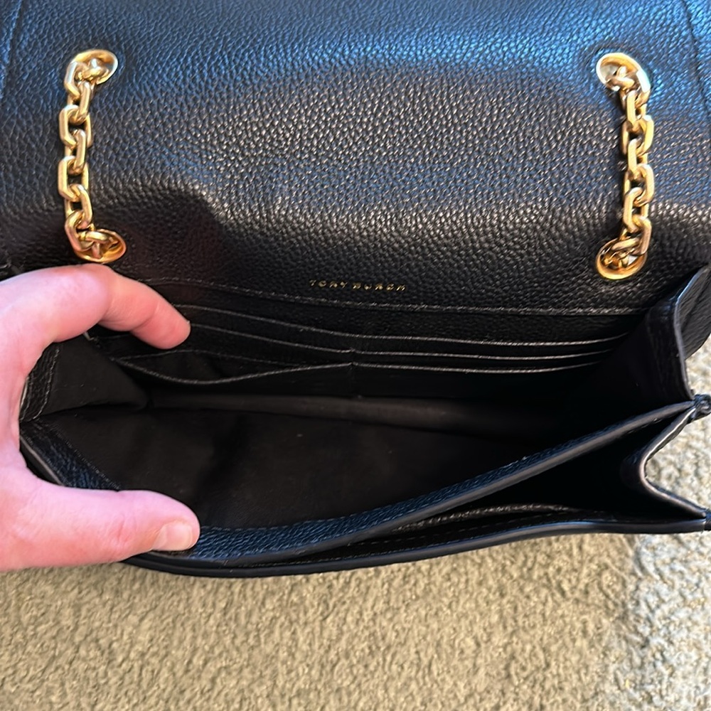 Tory Burch Carson Convertible Shoulder/Crossbody Bag - Picture 14 of 16